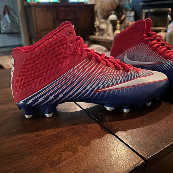 Nike VPR Football Cleats - Picture 3 of 4